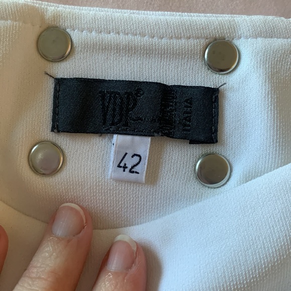 VDP~ Collection Skirt - Picture 9 of 10